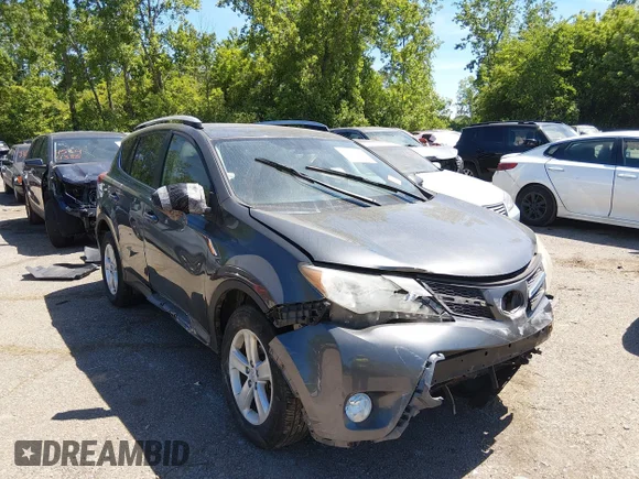 ✅ 2013 Toyota RAV4 XLE • VIN: JTMRFREV2DD004774 • Lot: 45235586. Listed on IAAI with 136,935 mi. Free auction sales archive from the USA and detailed vehicle history report at DreamBid. Image 1.