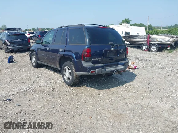 ✅ 2008 Chevrolet TrailBlazer 2LT • VIN: 1GNDT13S582132089 • Lot: 42894879. Wystawiony na IAAI z przebiegiem 120 384 mil. Bezpłatny archiwum sprzedaży aukcyjnych z USA i szczegółowy raport historii pojazdu na DreamBid. Zdjęcie 3.