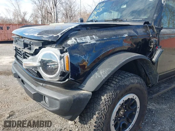 ✅ 2024 Ford Bronco Big Bend • VIN: 1FMDE7BH9RLB43700 • Лот: 41989406. Опубліковано раніше на IAAI з пробігом 10 101 миль. Безкоштовний доступ до архіву аукціонних продажів зі США та докладний звіт про історію автомобіля на DreamBid. Зображення 6.