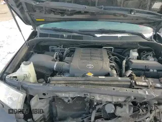 ✅ 2015 Toyota Sequoia Platinum • VIN: 5TDDW5G11FS113361 • Lot: 83628514. Wystawiony na Copart z przebiegiem 152 772 mil. Bezpłatny archiwum sprzedaży aukcyjnych z USA i szczegółowy raport historii pojazdu na DreamBid. Zdjęcie 16.