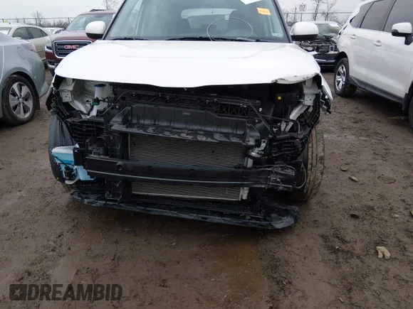 ✅ 2024 Kia Soul S • VIN: KNDJ23AU8R7911618 • Lot: 44505114. Wystawiony na IAAI z przebiegiem 16 661 mil. Bezpłatny archiwum sprzedaży aukcyjnych z USA i szczegółowy raport historii pojazdu na DreamBid. Zdjęcie 6.