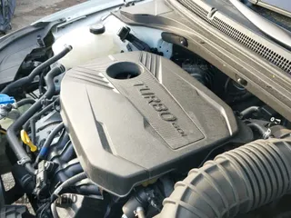 2020 Hyundai Veloster Turbo R-Spec z VIN KMHTH6AB4LU024626, wystawiony jako IAAI lot #41231161 z przebiegiem 54 849 mil mil oraz . Historia ofert i sprzedaży dostępna na DreamBid. Obrazek 19.