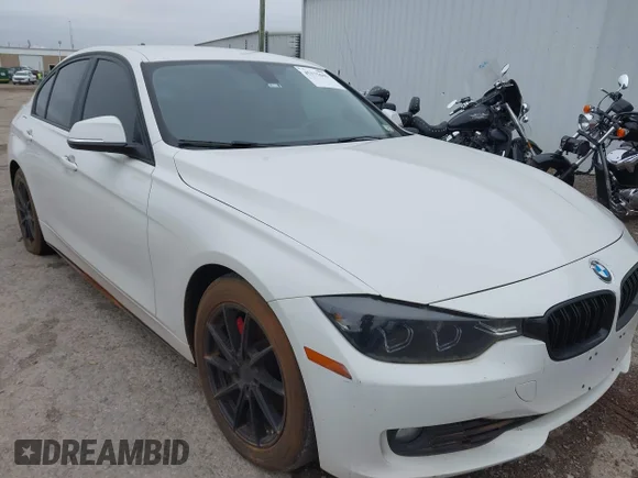 ✅ 2014 BMW 3 Series 328i • VIN: WBA3A5C50EP602018 • Лот: 45175641. Опубликован ранее на IAAI с пробегом 154 207 миль. Бесплатный доступ к архиву аукционных продаж из США и подробный отчёт об истории автомобиля на DreamBid. Изображение 1.