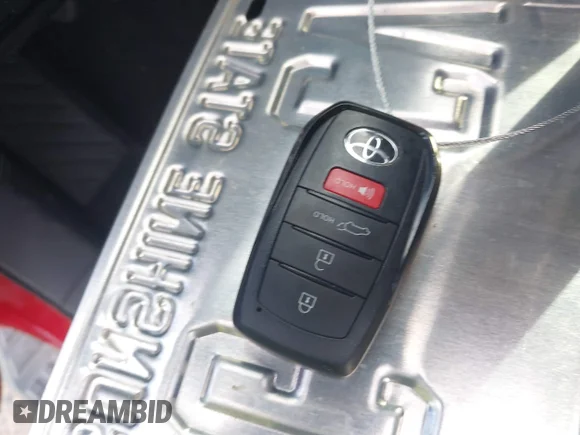 ✅ 2026 Toyota 4Runner SR5 • VIN: JTEVA5BR0T5085887 • Lot: 44795176. Wystawiony na IAAI z przebiegiem 4 133 mil. Bezpłatny archiwum sprzedaży aukcyjnych z USA i szczegółowy raport historii pojazdu na DreamBid. Zdjęcie 11.
