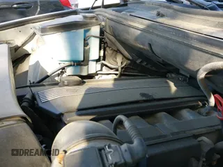 ✅ 2001 BMW X5 3.0i • VIN: WBAFA53581LM83794 • Lot: 43806058. Wystawiony na IAAI z przebiegiem 111 920 mil. Bezpłatny archiwum sprzedaży aukcyjnych z USA i szczegółowy raport historii pojazdu na DreamBid. Zdjęcie 12.