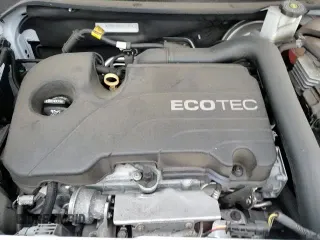 ✅ 2019 Chevrolet Equinox LS • VIN: 2GNAXHEV0K6263240 • Лот: 92218365. Опубликован ранее на Copart с пробегом 57 904 миль. Бесплатный доступ к архиву аукционных продаж из США и подробный отчёт об истории автомобиля на DreamBid. Изображение 16.