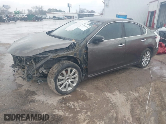 ✅ 2015 Nissan Altima 2.5 • VIN: 1N4AL3AP1FC456420 • Lot: 42006066. Wystawiony na IAAI z przebiegiem 131 101 mil. Bezpłatny archiwum sprzedaży aukcyjnych z USA i szczegółowy raport historii pojazdu na DreamBid. Zdjęcie 2.