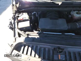 ✅ 2019 Chevrolet Silverado 1500 LT • VIN: 1GCRWCED9KZ321150 • Lot: 90989665. Listed on Copart with 106,070 mi. Free auction sales archive from the USA and detailed vehicle history report at DreamBid. Image 13.