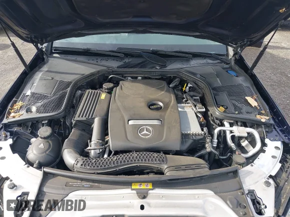 ✅ 2017 Mercedes-Benz C 300 • VIN: 55SWF4KB8HU194870 • Лот: 43615230. Опубликован ранее на IAAI с пробегом 63 253 миль. Бесплатный доступ к архиву аукционных продаж из США и подробный отчёт об истории автомобиля на DreamBid. Изображение 10.