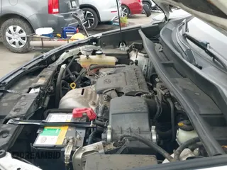 ✅ 2017 Toyota RAV4 SE • VIN: JTMNFREV6HD103795 • Lot: 42978141. Wystawiony na IAAI z przebiegiem 98 506 mil. Bezpłatny archiwum sprzedaży aukcyjnych z USA i szczegółowy raport historii pojazdu na DreamBid. Zdjęcie 19.