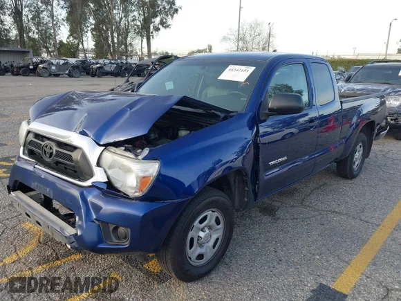 ✅ 2014 Toyota Tacoma • VIN: 5TFTX4CN5EX039754 • Lot: 44342151. Wystawiony na IAAI z przebiegiem 100 893 mil. Bezpłatny archiwum sprzedaży aukcyjnych z USA i szczegółowy raport historii pojazdu na DreamBid. Zdjęcie 2.