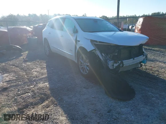 ✅ 2023 Buick Enclave Avenir • VIN: 5GAEVCKW3PJ197116 • Lot: 41663670. Wystawiony na IAAI z przebiegiem 13 017 mil. Bezpłatny archiwum sprzedaży aukcyjnych z USA i szczegółowy raport historii pojazdu na DreamBid. Zdjęcie 1.