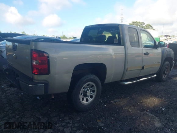 ✅ 2007 Chevrolet Silverado 1500 1LT • VIN: 1GCEC19C37Z522627 • Lot: 42432156. Wystawiony na IAAI z przebiegiem 302 916 mil. Bezpłatny archiwum sprzedaży aukcyjnych z USA i szczegółowy raport historii pojazdu na DreamBid. Zdjęcie 4.