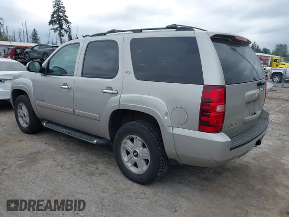 ✅ 2007 Chevrolet Tahoe LT • VIN: 1GNFK13007R407951 • Лот: 45028077. Опубликован ранее на IAAI с пробегом 291 667 миль. Бесплатный доступ к архиву аукционных продаж из США и подробный отчёт об истории автомобиля на DreamBid. Изображение 3.