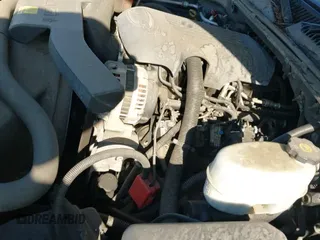 ✅ 2004 Chevrolet Suburban LT • VIN: 1GNEC16Z34J158980 • Lot: 43907498. Listed on IAAI with 182,526 mi. Free auction sales archive from the USA and detailed vehicle history report at DreamBid. Image 13.