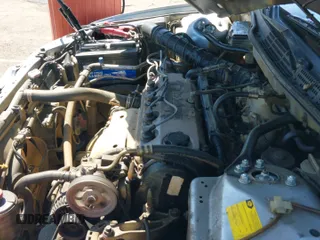 ✅ 1998 Honda Accord DX • VIN: 1HGCF8548WA012262 • Лот: 39555917. Опубликован ранее на IAAI с пробегом 250 223 миль. Бесплатный доступ к архиву аукционных продаж из США и подробный отчёт об истории автомобиля на DreamBid. Изображение 21.