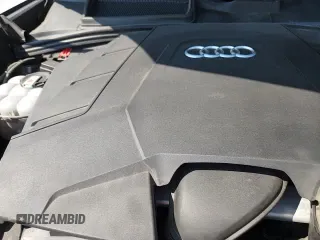 ✅ 2019 Audi Q8 Prestige • VIN: WA1FVAF14KD039567 • Лот: 70451145. Опубликован ранее на Copart с пробегом 93 859 миль. Бесплатный доступ к архиву аукционных продаж из США и подробный отчёт об истории автомобиля на DreamBid. Изображение 14.