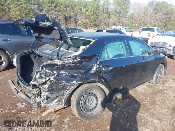 ✅ 2013 Toyota Corolla LE • VIN: 5YFBU4EE6DP178080 • Lot: 43877574. Wystawiony na IAAI z przebiegiem 165 959 mil. Bezpłatny archiwum sprzedaży aukcyjnych z USA i szczegółowy raport historii pojazdu na DreamBid. Zdjęcie 6.