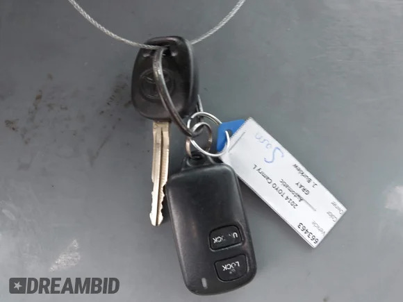 ✅ 2014 Toyota Camry L • VIN: 4T4BF1FK1ER412337 • Lot: 44788435. Wystawiony na IAAI z przebiegiem 105 026 mil. Bezpłatny archiwum sprzedaży aukcyjnych z USA i szczegółowy raport historii pojazdu na DreamBid. Zdjęcie 11.