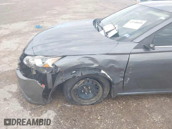 ✅ 2020 Nissan Altima S • VIN: 1N4BL4BV3LN320233 • Lot: 43748010. Wystawiony na IAAI z przebiegiem 80 688 mil. Bezpłatny archiwum sprzedaży aukcyjnych z USA i szczegółowy raport historii pojazdu na DreamBid. Zdjęcie 6.