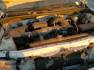 ✅ 2011 Toyota Tundra • VIN: 5TFLU5F14BX025637 • Lot: 84523534. Wystawiony na Copart z przebiegiem 213 893 mil. Bezpłatny archiwum sprzedaży aukcyjnych z USA i szczegółowy raport historii pojazdu na DreamBid. Zdjęcie 13.