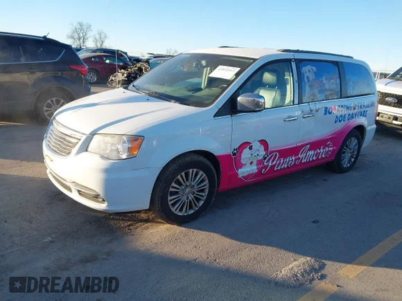 ✅ 2015 Chrysler Town & Country Touring L • VIN: 2C4RC1CGXFR513977 • Lot: 43933512. Listed on IAAI with 127,440 mi. Free auction sales archive from the USA and detailed vehicle history report at DreamBid. Image 17.