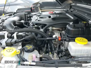 ✅ 2019 Jeep Wrangler Unlimited Sahara • VIN: 1C4HJXEN4KW630732 • Lot: 42935817. Wystawiony na IAAI z przebiegiem 41 669 mil. Bezpłatny archiwum sprzedaży aukcyjnych z USA i szczegółowy raport historii pojazdu na DreamBid. Zdjęcie 20.