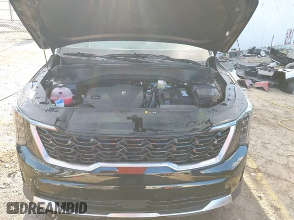 ✅ 2025 Kia Sorento S • VIN: 5XYRL4JC6SG402763 • Lot: 44037452. Wystawiony na IAAI z przebiegiem 5 542 mil. Bezpłatny archiwum sprzedaży aukcyjnych z USA i szczegółowy raport historii pojazdu na DreamBid. Zdjęcie 10.