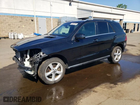 ✅ 2019 Mercedes-Benz GLE 400 • VIN: 4JGDA5GB6KB215761 • Лот: 53924326. Опубліковано раніше на Copart з пробігом 61 396 миль. Безкоштовний доступ до архіву аукціонних продажів зі США та докладний звіт про історію автомобіля на DreamBid. Зображення 1.