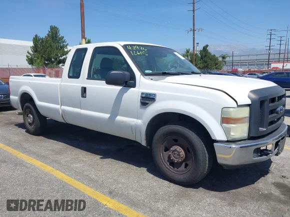 ✅ 2008 Ford F-250 XL • VIN: 1FTSX20538EB57242 • Лот: 45174844. Опубликован ранее на IAAI с пробегом 137 789 миль. Бесплатный доступ к архиву аукционных продаж из США и подробный отчёт об истории автомобиля на DreamBid. Изображение 1.