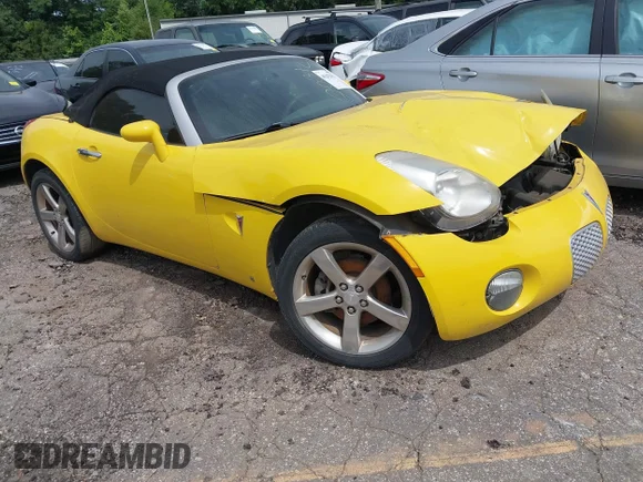 ✅ 2007 Pontiac Solstice • VIN: 1G2MB35B77Y120305 • Лот: 45292031. Опубликован ранее на IAAI с пробегом Не указан. Бесплатный доступ к архиву аукционных продаж из США и подробный отчёт об истории автомобиля на DreamBid. Изображение 1.