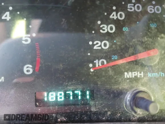 ✅ 2004 Jeep Wrangler Sport • VIN: 1J4FA49S44P706821 • Лот: 43994366. Опубліковано раніше на IAAI з пробігом 188 771 миль. Безкоштовний доступ до архіву аукціонних продажів зі США та докладний звіт про історію автомобіля на DreamBid. Зображення 7.