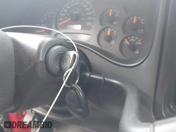 ✅ 2003 Chevrolet Silverado 1500 LS • VIN: 1GCEC14T43Z178016 • Лот: 45483407. Опубліковано раніше на IAAI з пробігом 216 271 миль. Безкоштовний доступ до архіву аукціонних продажів зі США та докладний звіт про історію автомобіля на DreamBid. Зображення 11.