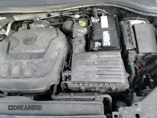 ✅ 2018 Volkswagen Tiguan SEL • VIN: 3VV3B7AX3JM126008 • Лот: 55780535. Опубликован ранее на Copart с пробегом 116 510 миль. Бесплатный доступ к архиву аукционных продаж из США и подробный отчёт об истории автомобиля на DreamBid. Изображение 16.