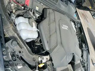 ✅ 2025 Audi Q7 Premium Plus • VIN: WA1LVBF77SD009895 • Lot: 42194156. Wystawiony na IAAI z przebiegiem 9 769 mil. Bezpłatny archiwum sprzedaży aukcyjnych z USA i szczegółowy raport historii pojazdu na DreamBid. Zdjęcie 18.