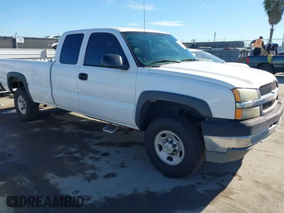 ✅ 2004 Chevrolet Silverado 2500HD LS • VIN: 1GCHC29U24E138269 • Lot: 43863880. Listed on IAAI with 182,901 mi. Free auction sales archive from the USA and detailed vehicle history report at DreamBid. Image 1.