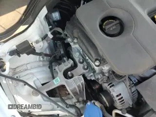 ✅ 2018 Hyundai Elantra SEL • VIN: 5NPD84LF4JH348597 • Lot: 86808635. Listed on Copart with 35,200 mi. Free auction sales archive from the USA and detailed vehicle history report at DreamBid. Image 13.