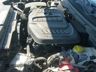 ✅ 2024 Jeep Wagoneer Series II • VIN: 1C4SJSBP4RS117920 • Lot: 43274499. Wystawiony na IAAI z przebiegiem 18 136 mil. Bezpłatny archiwum sprzedaży aukcyjnych z USA i szczegółowy raport historii pojazdu na DreamBid. Zdjęcie 23.