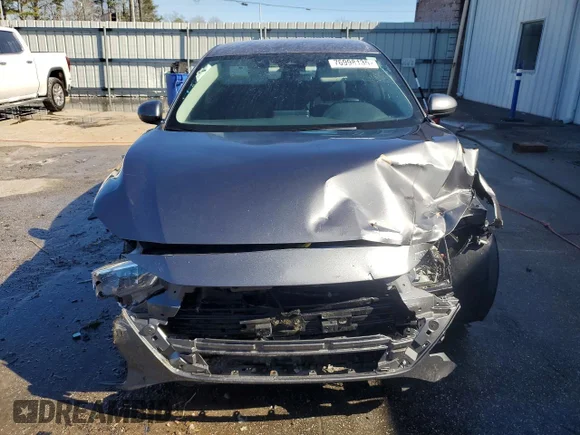 ✅ 2025 Nissan Sentra S • VIN: 3N1AB8BV8SY253875 • Lot: 76998135. Wystawiony na Copart z przebiegiem 22 591 mil. Bezpłatny archiwum sprzedaży aukcyjnych z USA i szczegółowy raport historii pojazdu na DreamBid. Zdjęcie 5.