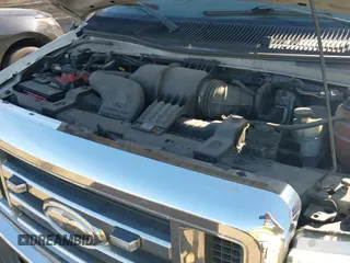 ✅ 2014 Ford Econoline Cargo Commercial • VIN: 1FDSS3ELXEDA77560 • Lot: 42091336. Wystawiony na IAAI z przebiegiem 212 974 mil. Bezpłatny archiwum sprzedaży aukcyjnych z USA i szczegółowy raport historii pojazdu na DreamBid. Zdjęcie 18.