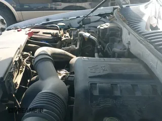 ✅ 2017 Ford Expedition Max XLT • VIN: 1FMJK1HT4HEA11855 • Lot: 42096762. Wystawiony na IAAI z przebiegiem 163 695 mil. Bezpłatny archiwum sprzedaży aukcyjnych z USA i szczegółowy raport historii pojazdu na DreamBid. Zdjęcie 20.