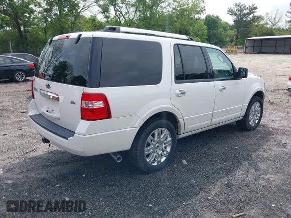 ✅ 2013 Ford Expedition Limited • VIN: 1FMJU1K59DEF69070 • Lot: 42128890. Wystawiony na IAAI z przebiegiem 95 351 mil. Bezpłatny archiwum sprzedaży aukcyjnych z USA i szczegółowy raport historii pojazdu na DreamBid. Zdjęcie 4.