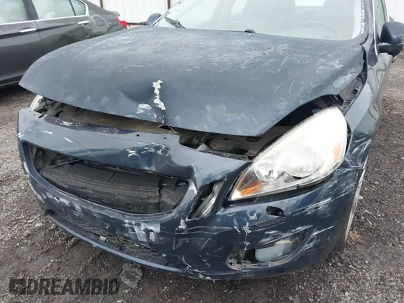 ✅ 2012 Volvo S60 T5 • VIN: YV1622FSXC2126023 • Лот: 41254940. Опубликован ранее на IAAI с пробегом 112 123 миль. Бесплатный доступ к архиву аукционных продаж из США и подробный отчёт об истории автомобиля на DreamBid. Изображение 6.