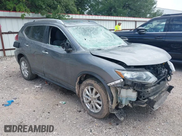 ✅ 2018 Nissan Rogue SV • VIN: 5N1AT2MV1JC801044 • Лот: 45330546. Опубликован ранее на IAAI с пробегом 75 036 миль. Бесплатный доступ к архиву аукционных продаж из США и подробный отчёт об истории автомобиля на DreamBid. Изображение 1.