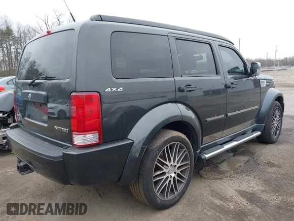 ✅ 2011 Dodge Nitro Heat • VIN: 1D4PU4GX9BW504918 • Лот: 43900027. Опубліковано раніше на IAAI з пробігом 179 350 миль. Безкоштовний доступ до архіву аукціонних продажів зі США та докладний звіт про історію автомобіля на DreamBid. Зображення 4.