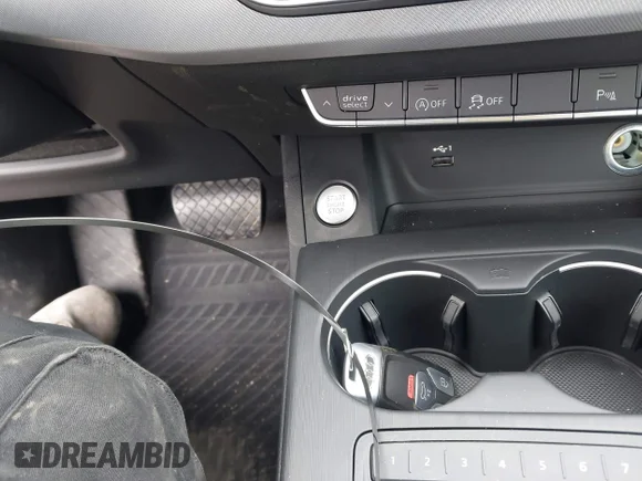 ✅ 2019 Audi A4 Premium Plus • VIN: WAUENAF45KA110690 • Lot: 44500112. Listed on IAAI with 97,464 mi. Free auction sales archive from the USA and detailed vehicle history report at DreamBid. Image 11.