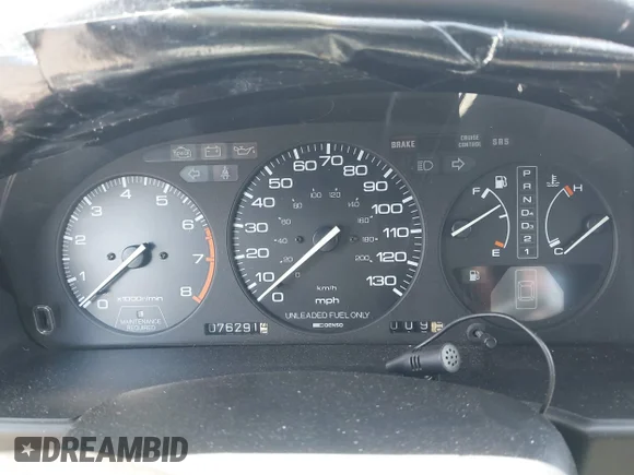 ✅ 1993 Honda Accord • VIN: JHMCB7648PC018621 • Lot: 42652455. Wystawiony na IAAI z przebiegiem 76 291 mil. Bezpłatny archiwum sprzedaży aukcyjnych z USA i szczegółowy raport historii pojazdu na DreamBid. Zdjęcie 7.
