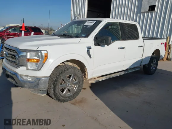 ✅ 2023 Ford F-150 XLT • VIN: 1FTFW1E84PKD46371 • Lot: 44888850. Wystawiony na IAAI z przebiegiem 146 826 mil. Bezpłatny archiwum sprzedaży aukcyjnych z USA i szczegółowy raport historii pojazdu na DreamBid. Zdjęcie 2.