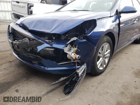 ✅ 2017 Hyundai Sonata SE • VIN: 5NPE24AF6HH546567 • Lot: 64203212. Wystawiony na Copart z przebiegiem 79 955 mil. Bezpłatny archiwum sprzedaży aukcyjnych z USA i szczegółowy raport historii pojazdu na DreamBid. Zdjęcie 9.