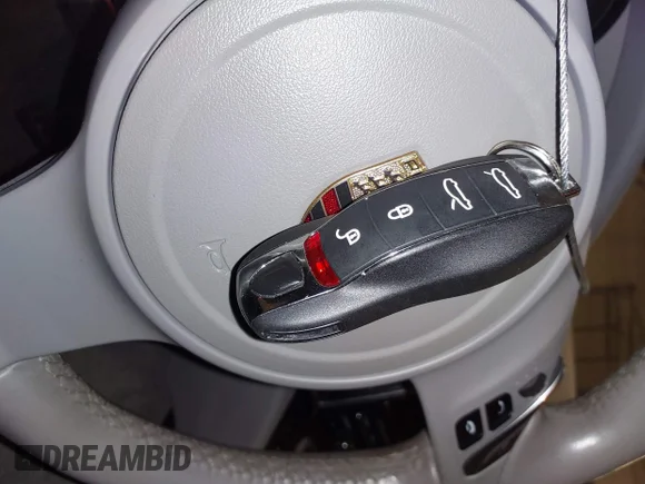 ✅ 2011 Porsche Panamera S • VIN: WP0AB2A72BL062930 • Лот: 44522151. Опубліковано раніше на IAAI з пробігом 106 143 миль. Безкоштовний доступ до архіву аукціонних продажів зі США та докладний звіт про історію автомобіля на DreamBid. Зображення 11.